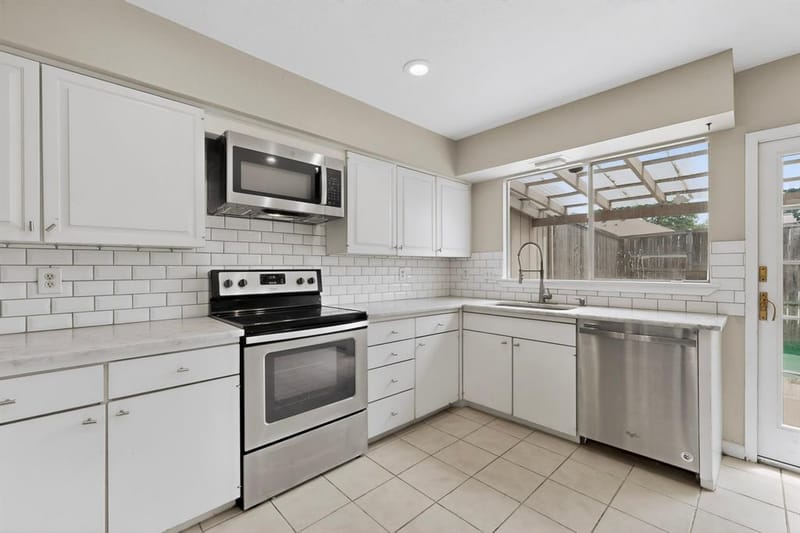 11940 Leisure Drive, Dallas TX 75243 - Photo 10
