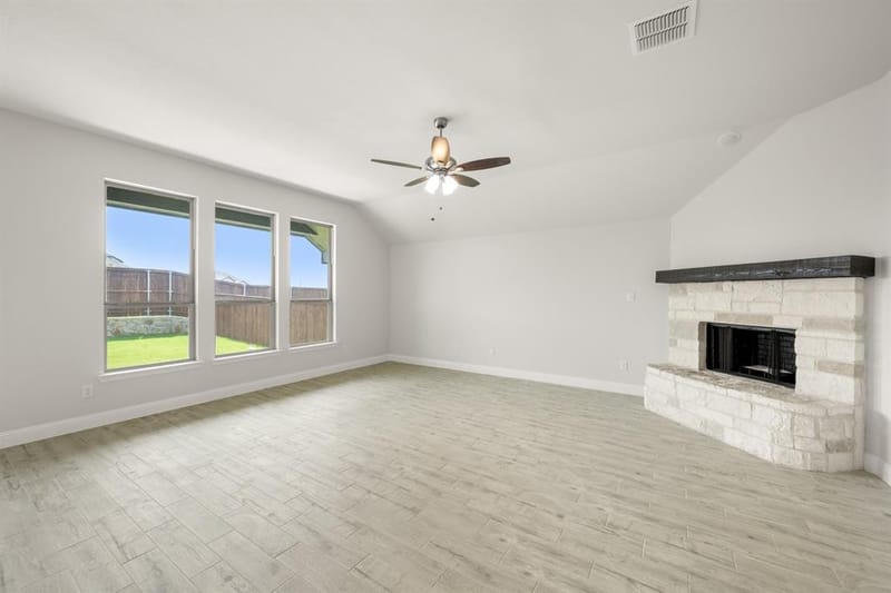 228 Shepards Street, Godley TX 76044 - Photo 16
