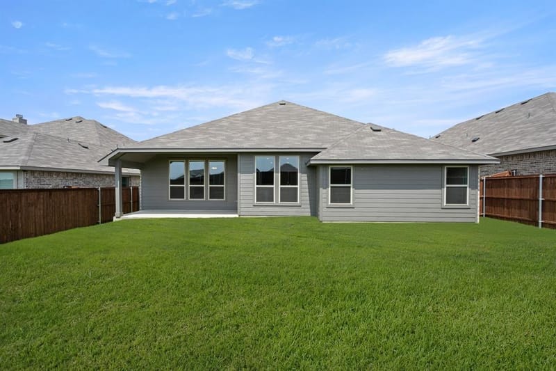 228 Shepards Street, Godley TX 76044 - Photo 26