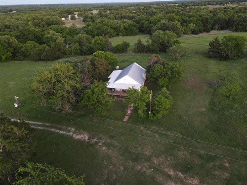 5444 Well Service Road, Bowie TX 76230 - Photo 6