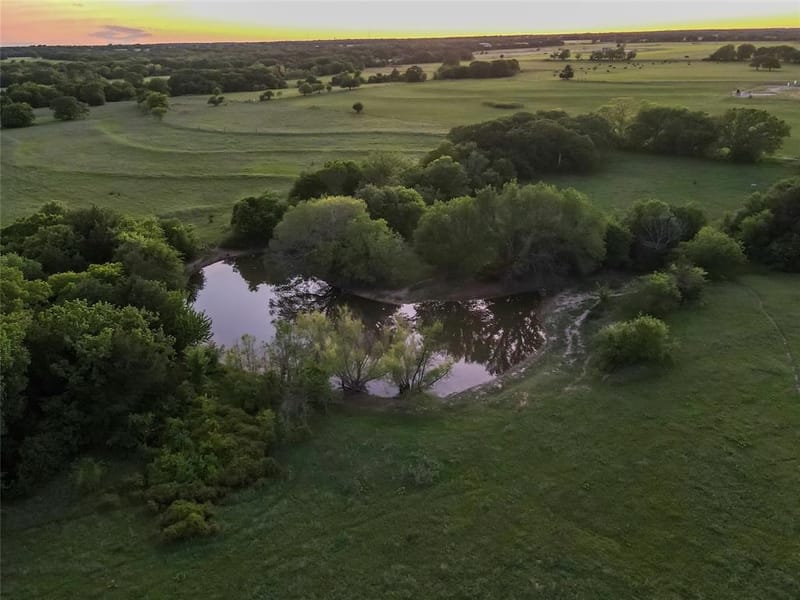 5444 Well Service Road, Bowie TX 76230 - Photo 12