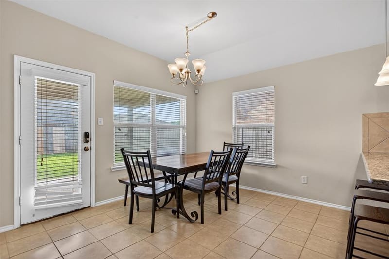 2003 Carriage Road, Heartland TX 75126 - Photo 12