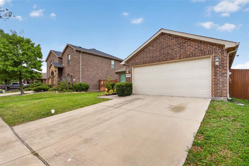 2003 Carriage Road, Heartland TX 75126 - Photo 18