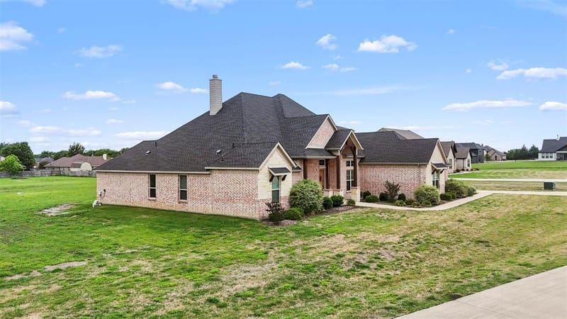 321 Rolling Meadows Drive, Waxahachie TX 75165 - Photo 32