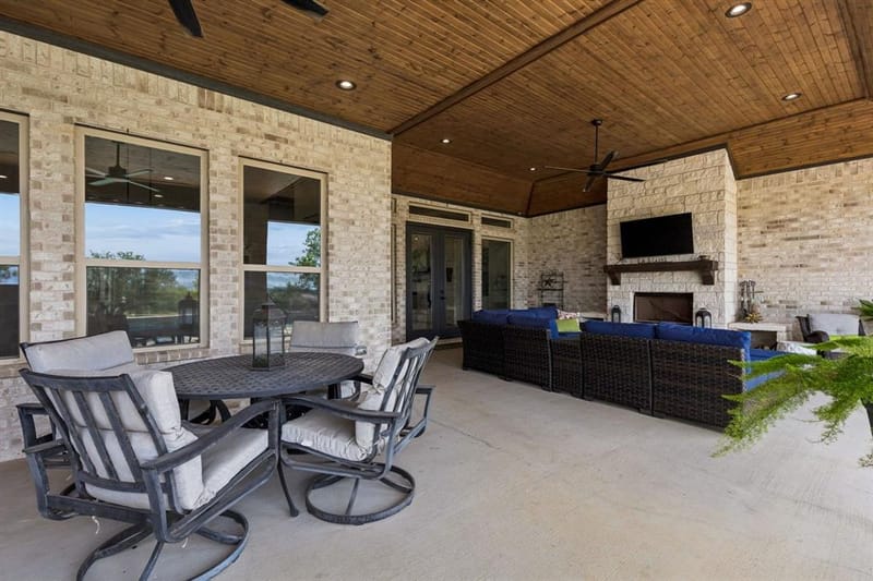 1025 High Point Street, Weatherford TX 76087 - Photo 9