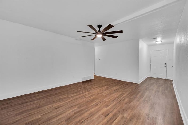 512 Virginia Avenue, Waxahachie TX 75165 - Photo 9