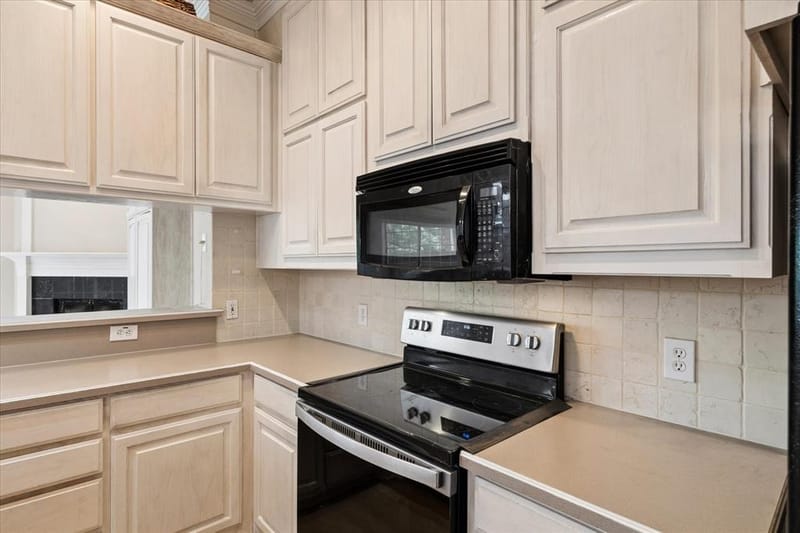 535 Lochngreen Trail, Arlington TX 76012 - Photo 13