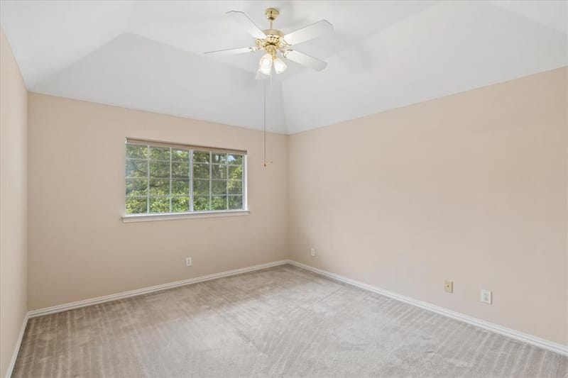 535 Lochngreen Trail, Arlington TX 76012 - Photo 22