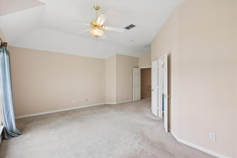 535 Lochngreen Trail, Arlington TX 76012 - Photo 15