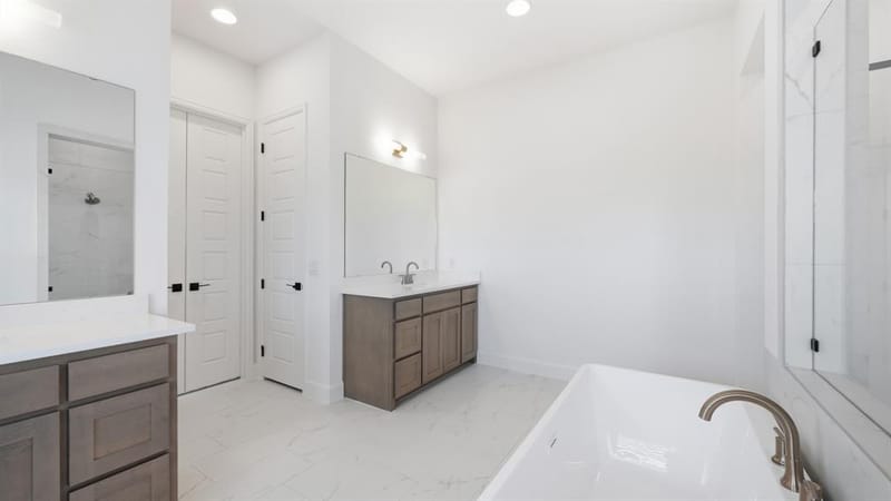1008 Clearwater Drive, Lakewood Village TX 75068 - Photo 15