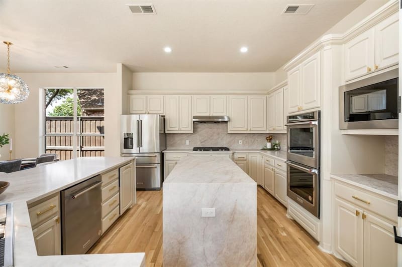 6303 Orchard Park Drive, Frisco TX 75034 - Photo 18