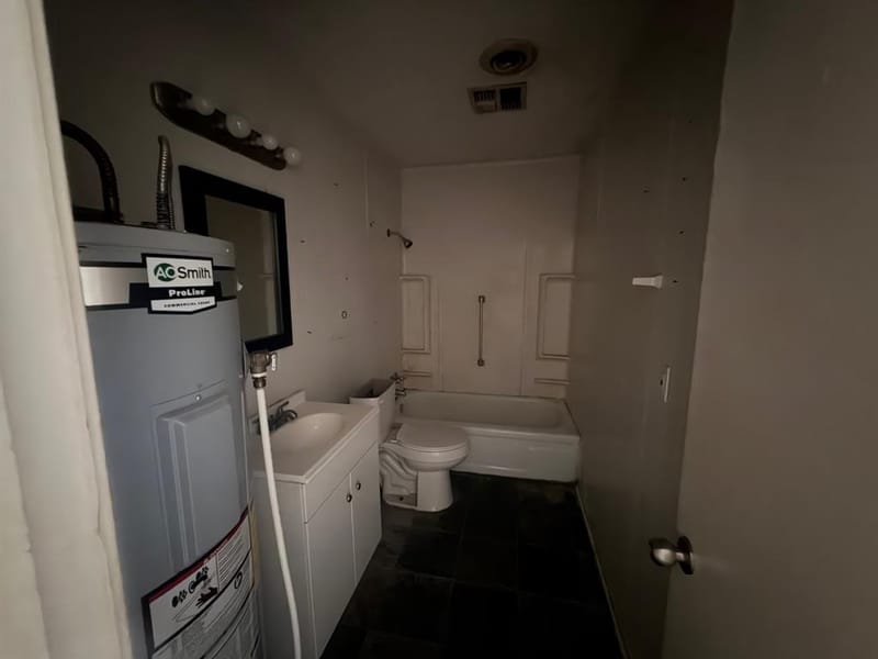 2604 Pinoak Street, Granbury TX 76048 - Photo 12