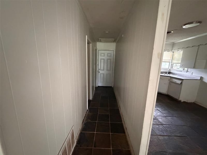 2604 Pinoak Street, Granbury TX 76048 - Photo 10
