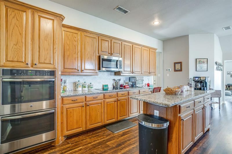 801 Creek Hollow Lane, Fort Worth TX 76131 - Photo 12