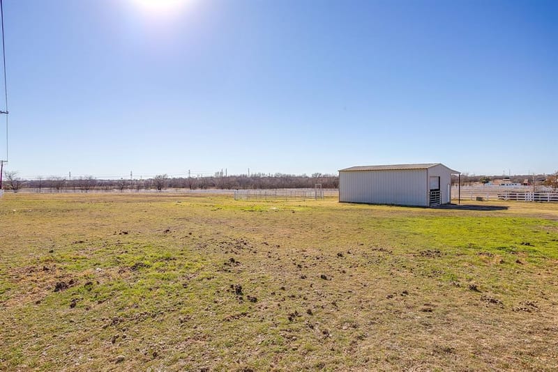 801 Creek Hollow Lane, Fort Worth TX 76131 - Photo 30