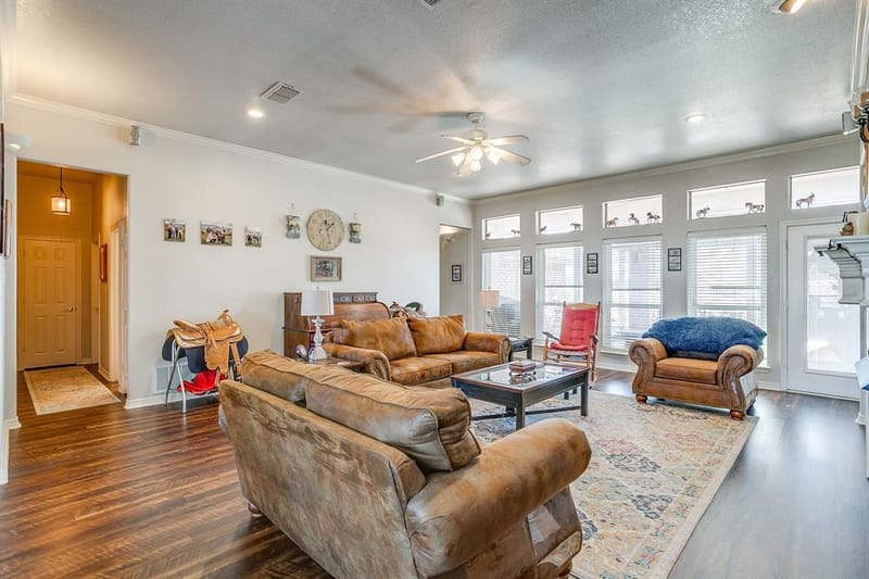 801 Creek Hollow Lane, Fort Worth TX 76131 - Photo 10