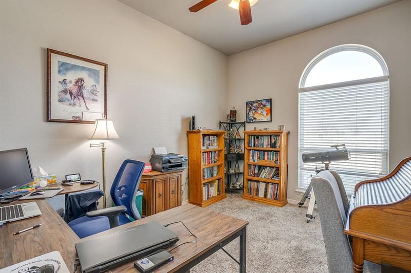 801 Creek Hollow Lane, Fort Worth TX 76131 - Photo 21