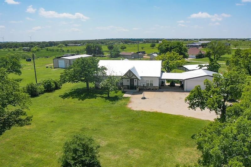 1201 Synterra Estates Loop, Jacksboro TX 76458 - Photo 33