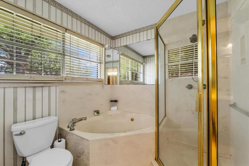 1208 Knotty Oaks Drive, Woodway TX 76712 - Photo 22