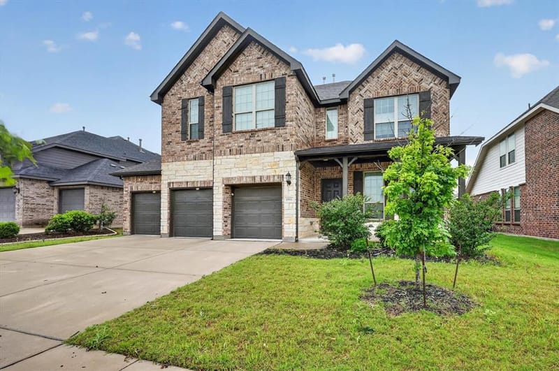 1906 Gristmill Drive, Mansfield TX 76063 - Photo 3