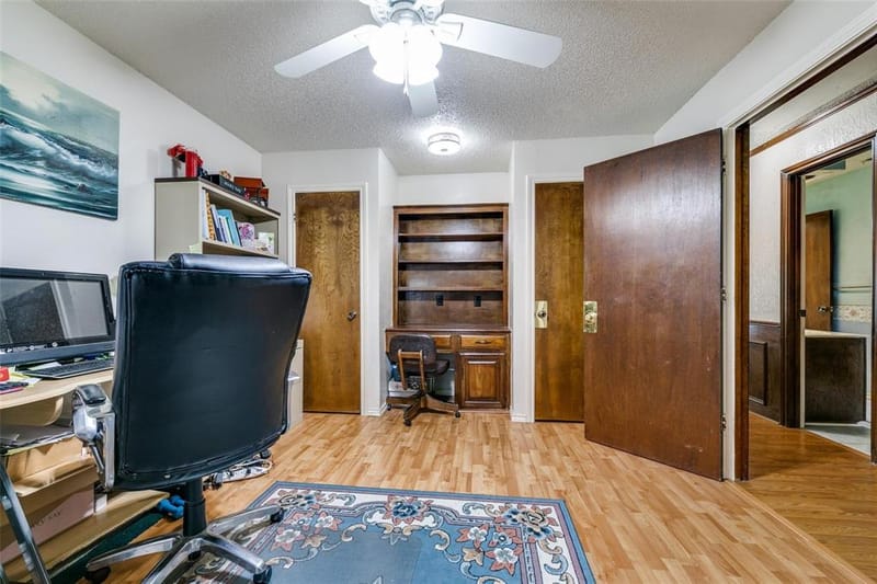 321 Kingsbridge Drive, Garland TX 75040 - Photo 26