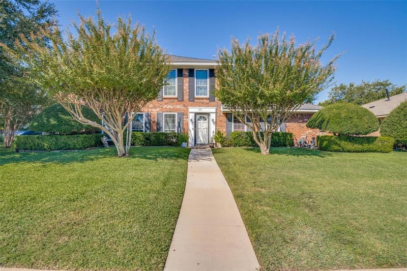 321 Kingsbridge Drive, Garland TX 75040
