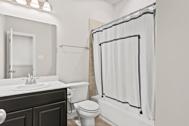 6817 Jade Drive, Greenville TX 75402 - Photo 27