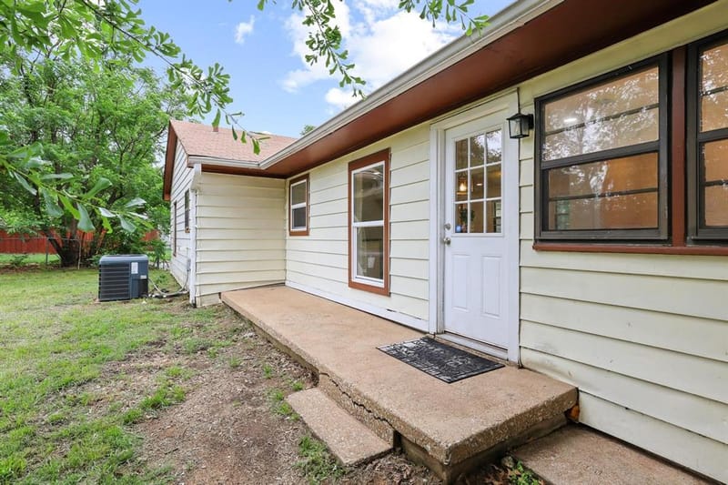 2401 Sunset Street, Denison TX 75020 - Photo 30