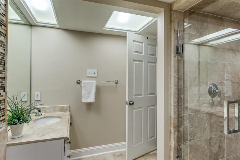 10201 Regal Oaks Drive # 204, Dallas TX 75230 - Photo 12