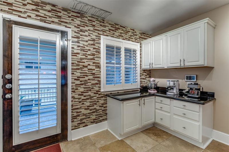 10201 Regal Oaks Drive # 204, Dallas TX 75230 - Photo 7