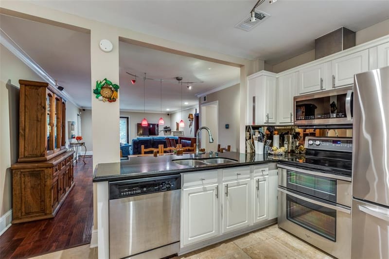 10201 Regal Oaks Drive # 204, Dallas TX 75230 - Photo 5