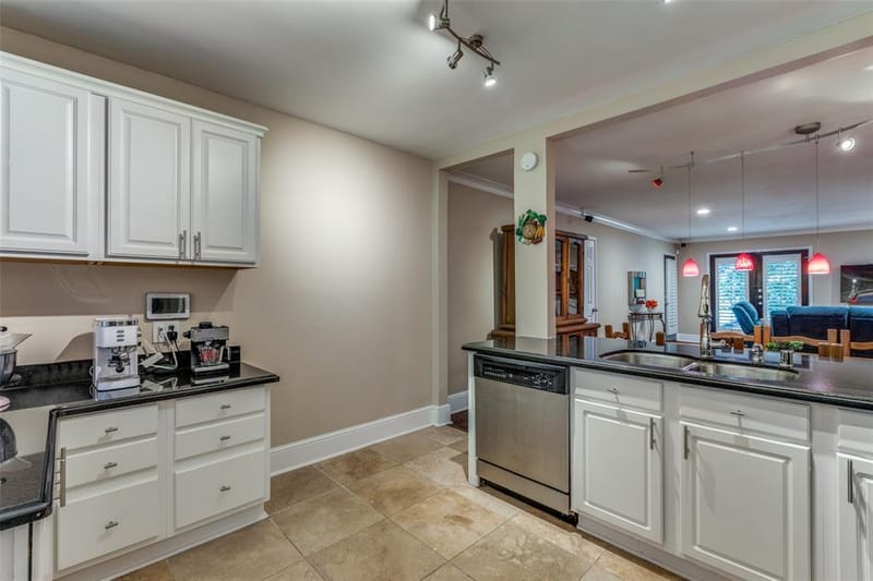 10201 Regal Oaks Drive # 204, Dallas TX 75230 - Photo 8
