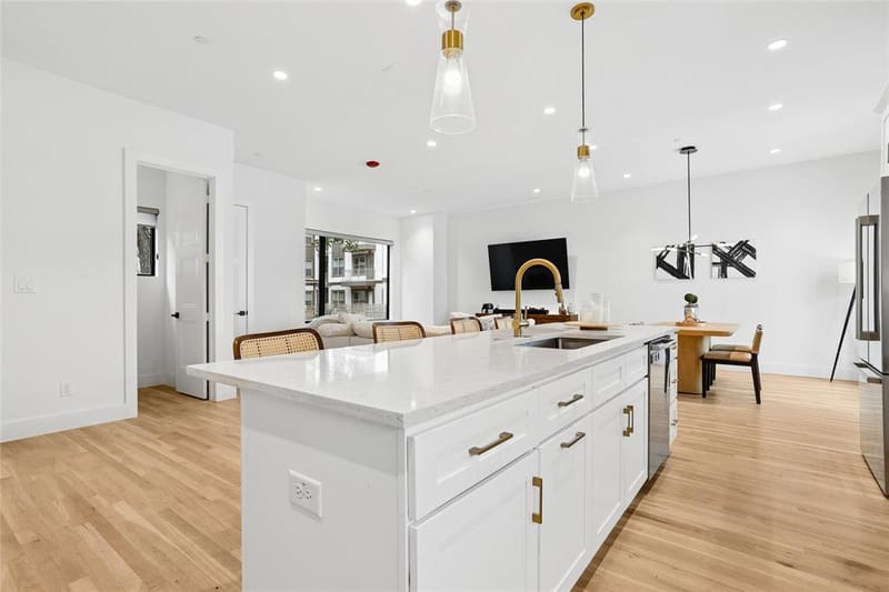 2633 Reagan # 105, Dallas TX 75219 - Photo 4