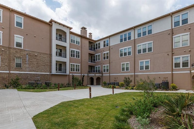 6631 Via Positano # 202, Irving TX 75039 - Photo 2