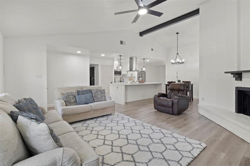 1032 Twin Falls Drive, DeSoto TX 75115 - Photo 7
