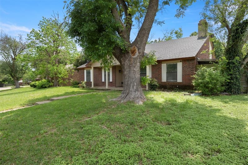 1032 Twin Falls Drive, DeSoto TX 75115 - Photo 3
