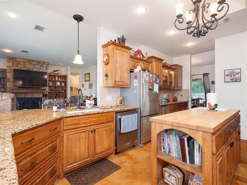 5615 County Road 153, Bangs TX 76823 - Photo 6