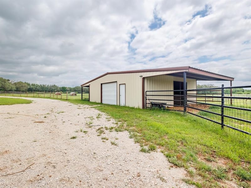 5615 County Road 153, Bangs TX 76823 - Photo 30