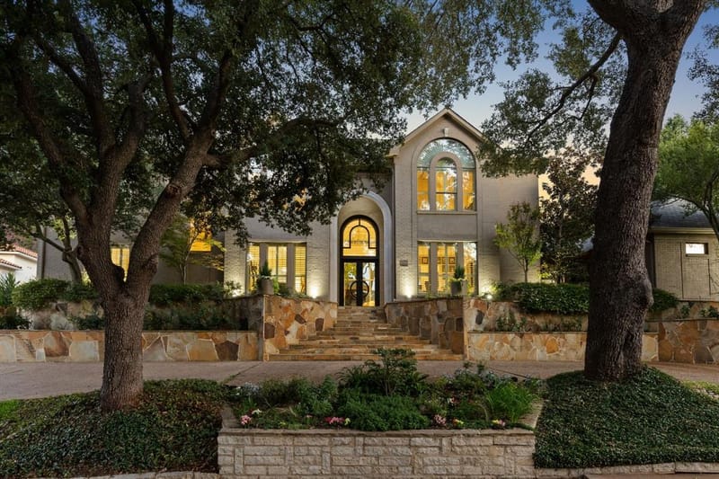 17704 Cedar Creek Canyon Drive, Dallas TX 75252