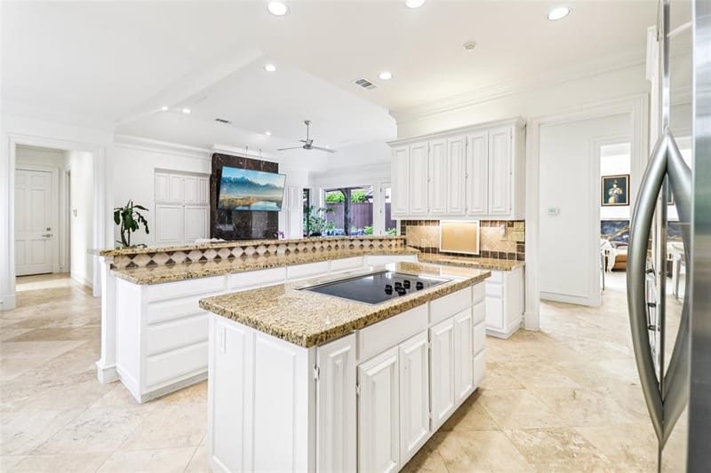 17704 Cedar Creek Canyon Drive, Dallas TX 75252 - Photo 15