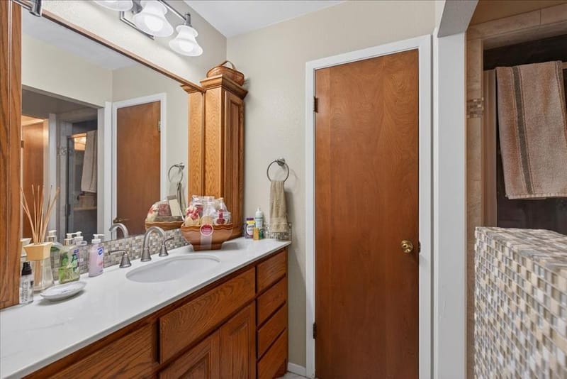 1808 E Cedar Elm Drive, Arlington TX 76012 - Photo 16