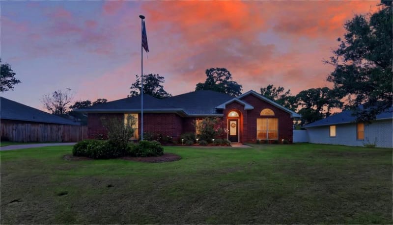 514 Noah Lane, Lindale TX 75771