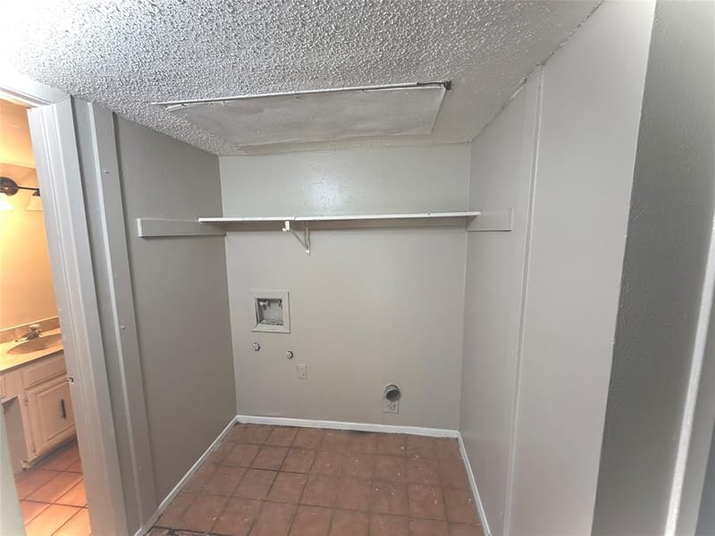 8560 Park Lane Unit 29, Dallas TX 75231 - Photo 22
