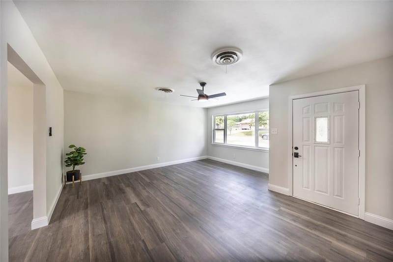 536 Lakeshore Drive, Ennis TX 75119 - Photo 13