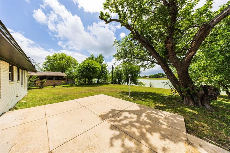 536 Lakeshore Drive, Ennis TX 75119 - Photo 24