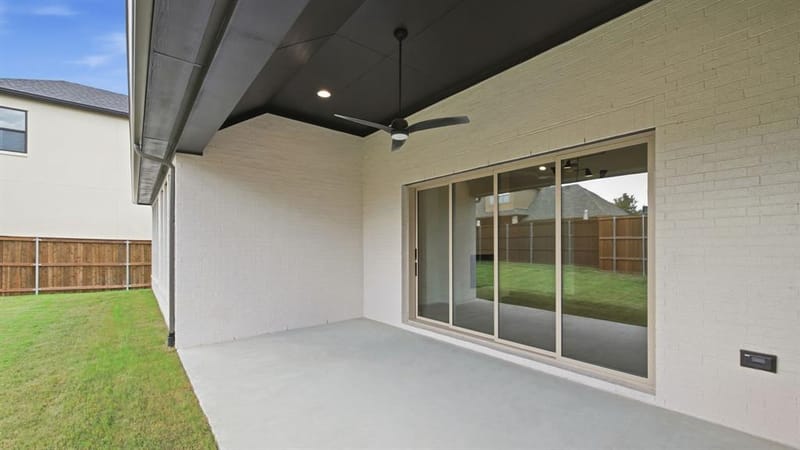 708 Bear Creek Drive, Hurst TX 76054 - Photo 19
