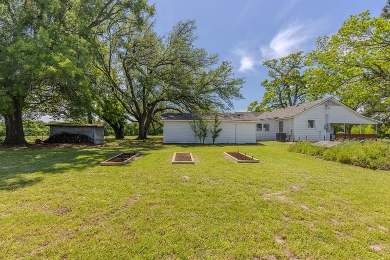1100 Rs County Road 3150, Emory TX 75440 - Photo 26