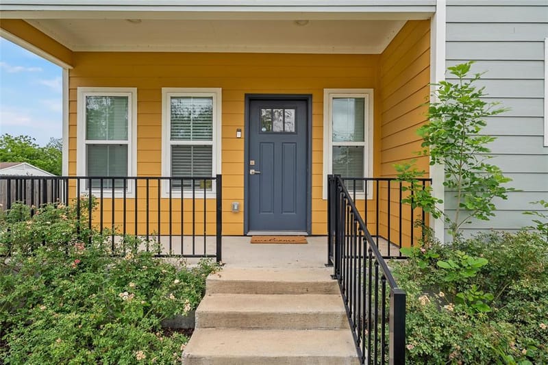 1108 Oakwood Avenue, Waco TX 76706 - Photo 2