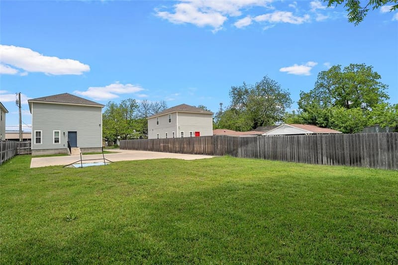 1108 Oakwood Avenue, Waco TX 76706 - Photo 28
