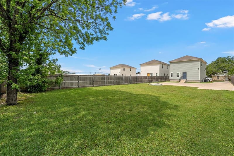 1108 Oakwood Avenue, Waco TX 76706 - Photo 29